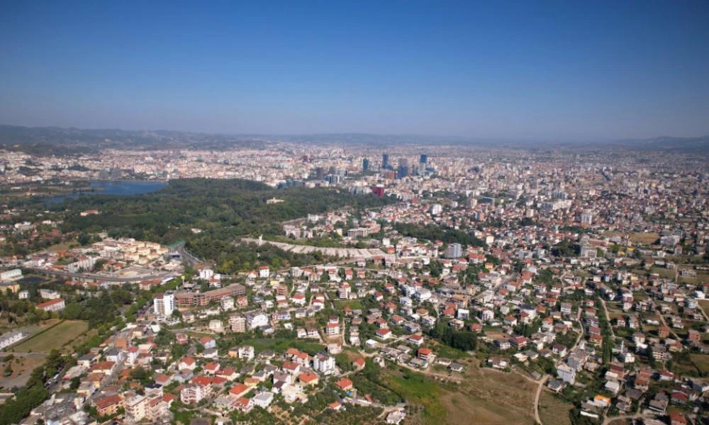 Mείωση πληθυσμού στην Αλβανία κατά 420.000 κατοίκους